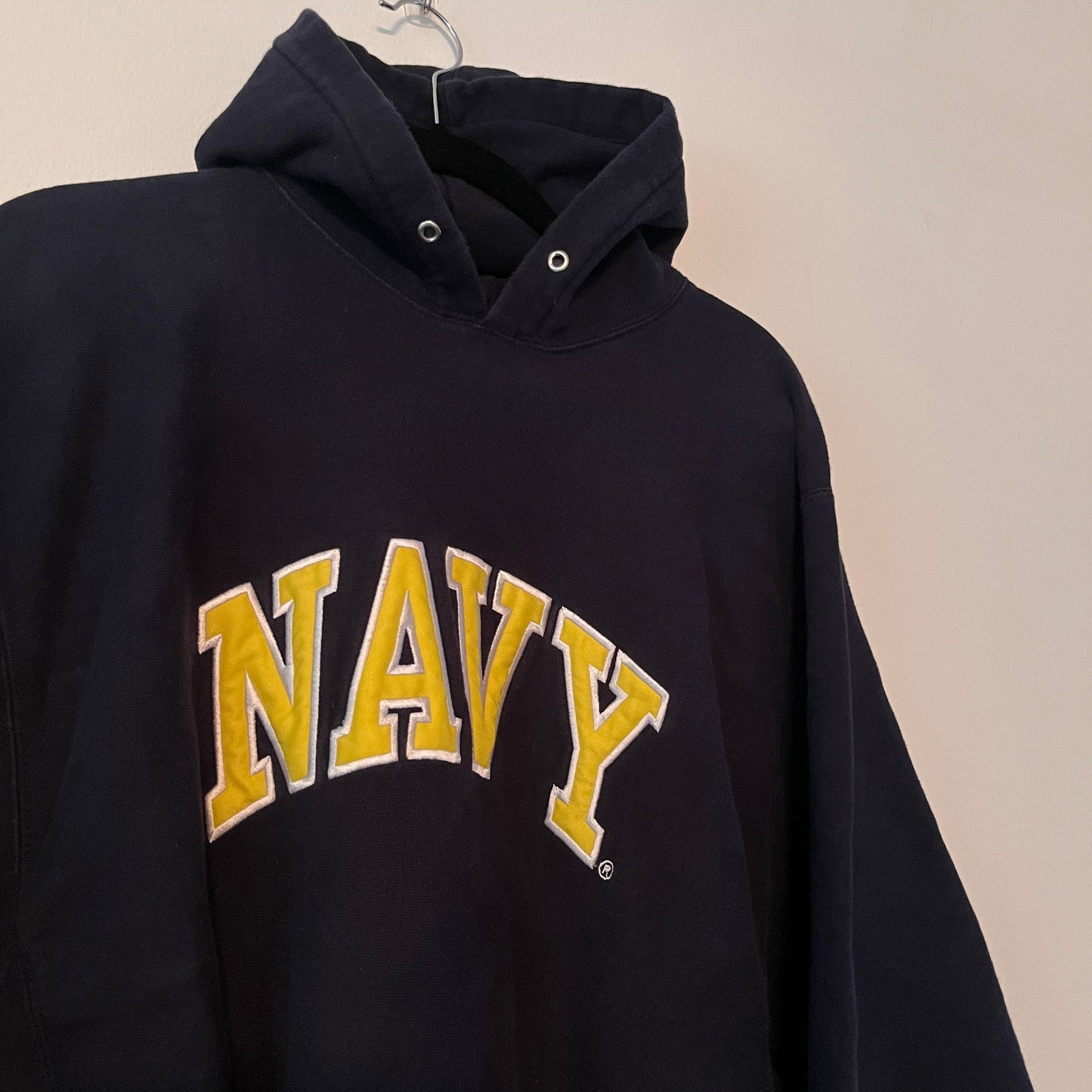 Vintage NAVY Embroidered Hoodie (L)